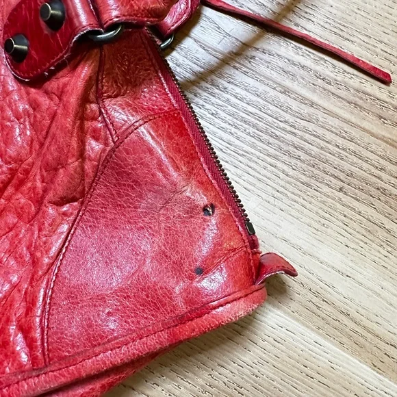 Balenciaga Red Leather Women's Bag - Picture 6 of 6